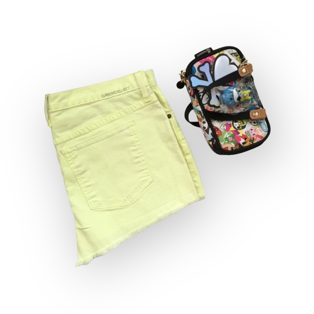 new Current/Elliott ➾ The Boyfriend Short ➾ Cut Off Stretch Denim ➾ Neon Yellow - Picture 12 of 16